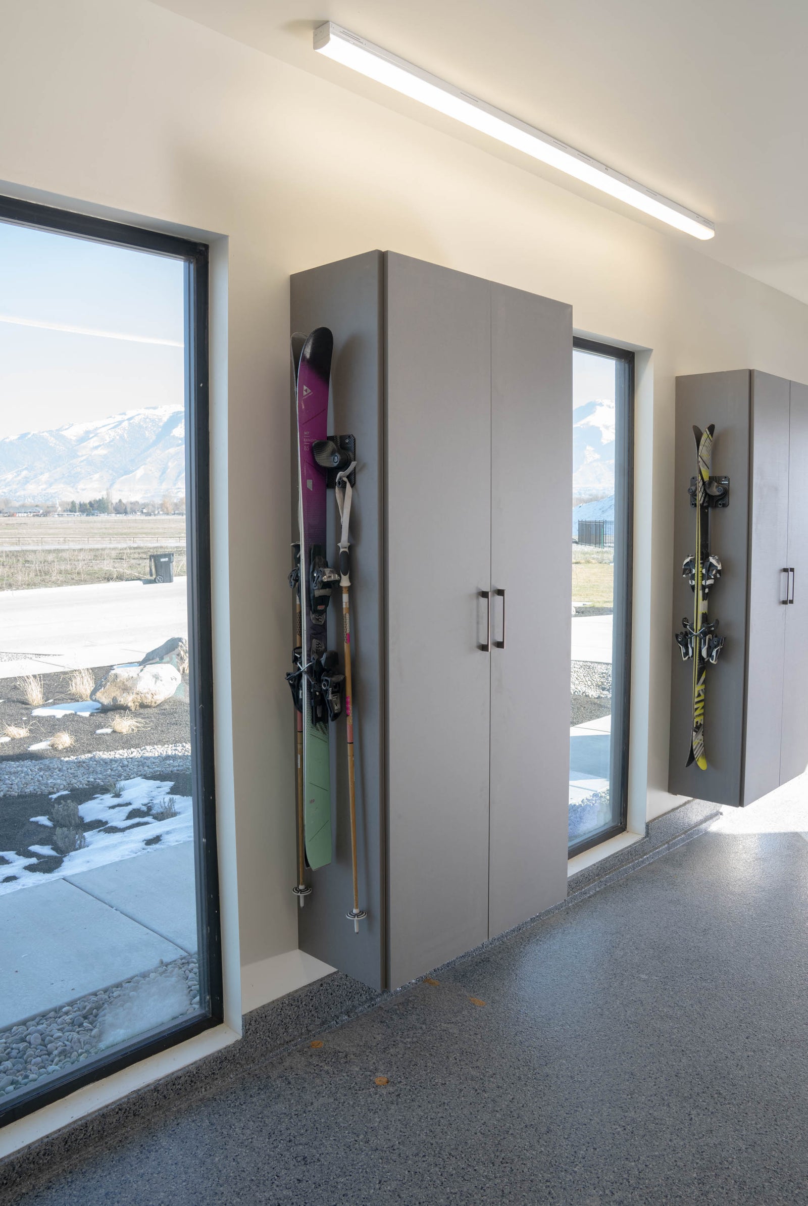 Minimalist Valentine’s Day Gift: A Thoughtful Upgrade Without the Extra Stu