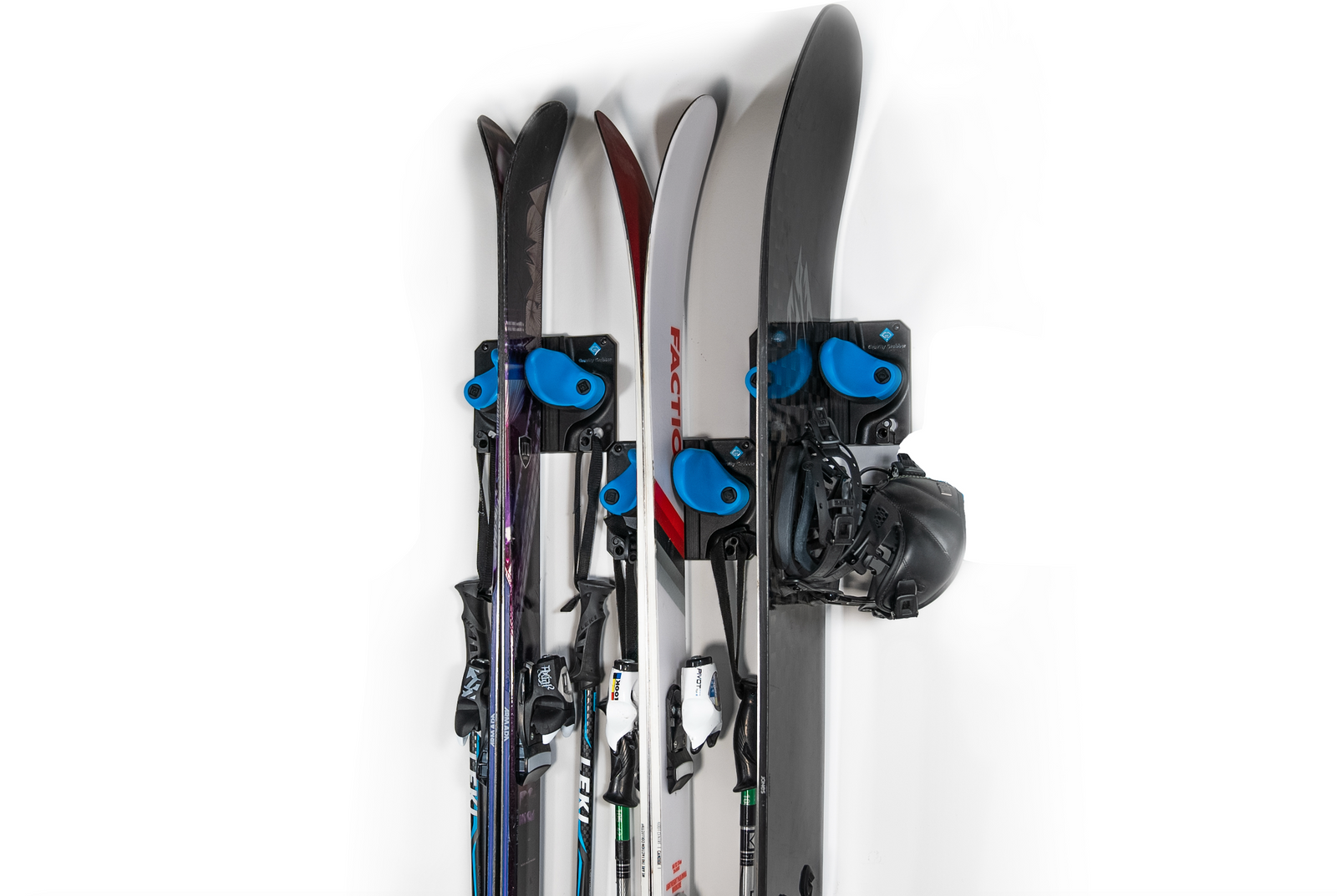 Snowboard Holder: Smarter Storage for Your Board and Gear