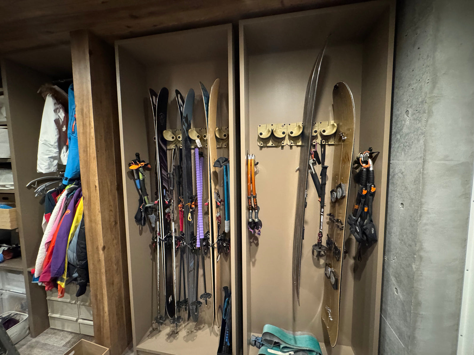 Ski Storage in Small Spaces: Creative Solutions That Work