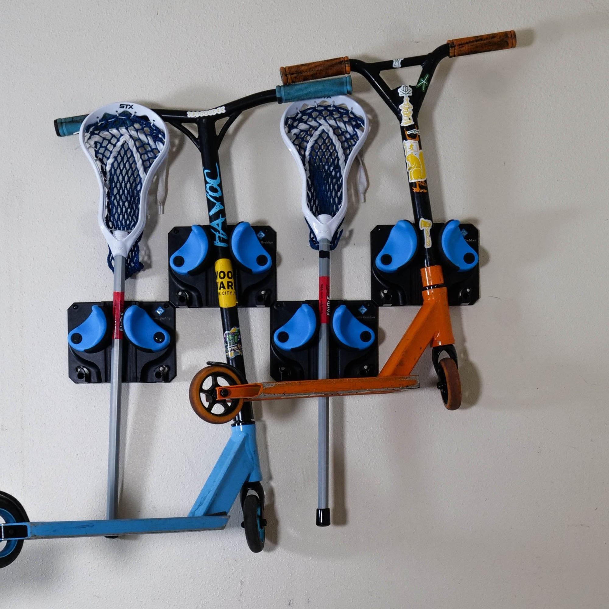Choosing the Right Scooter Rack for Organized, Tangle-Free Storage