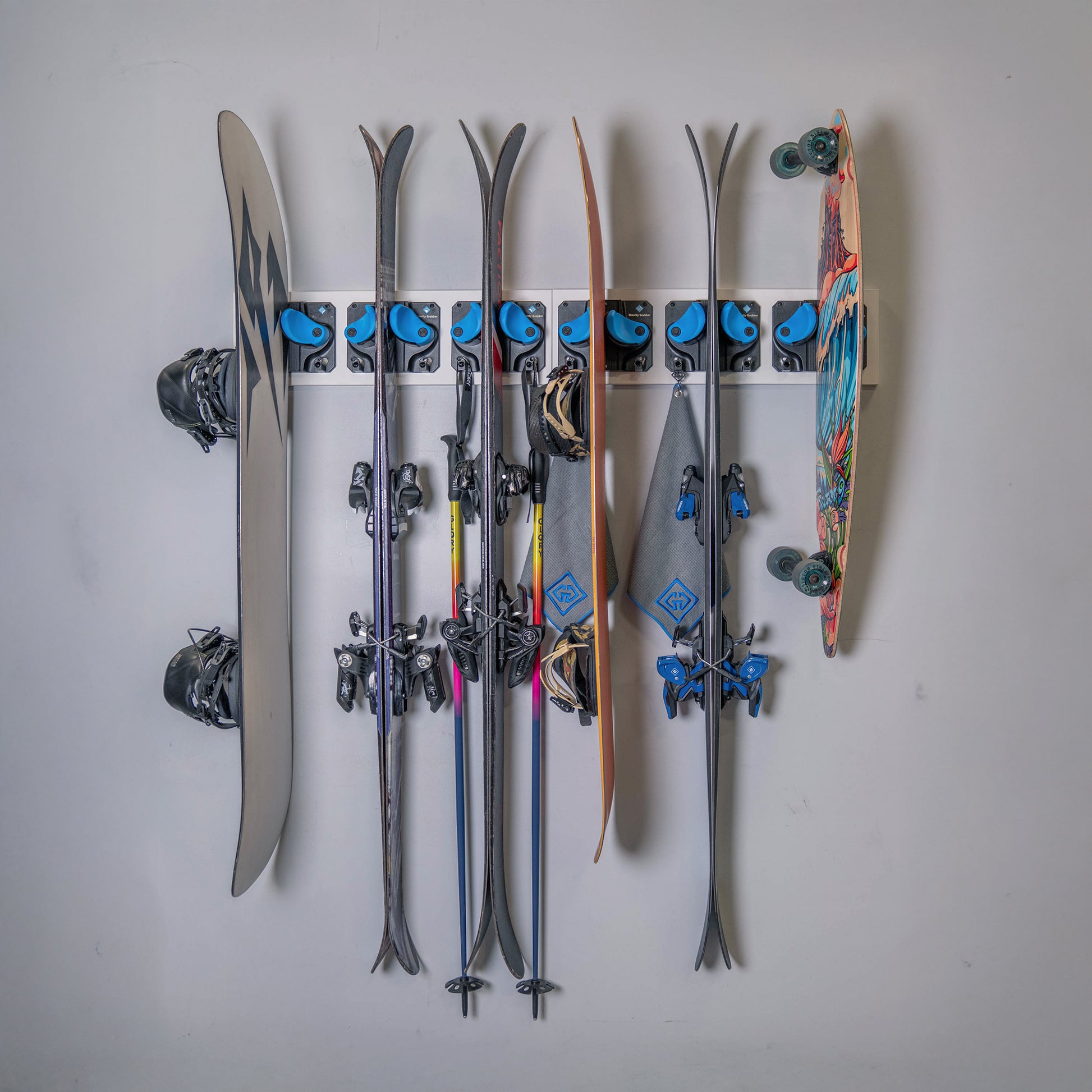 White Mounting Board - Gravity Grabber®