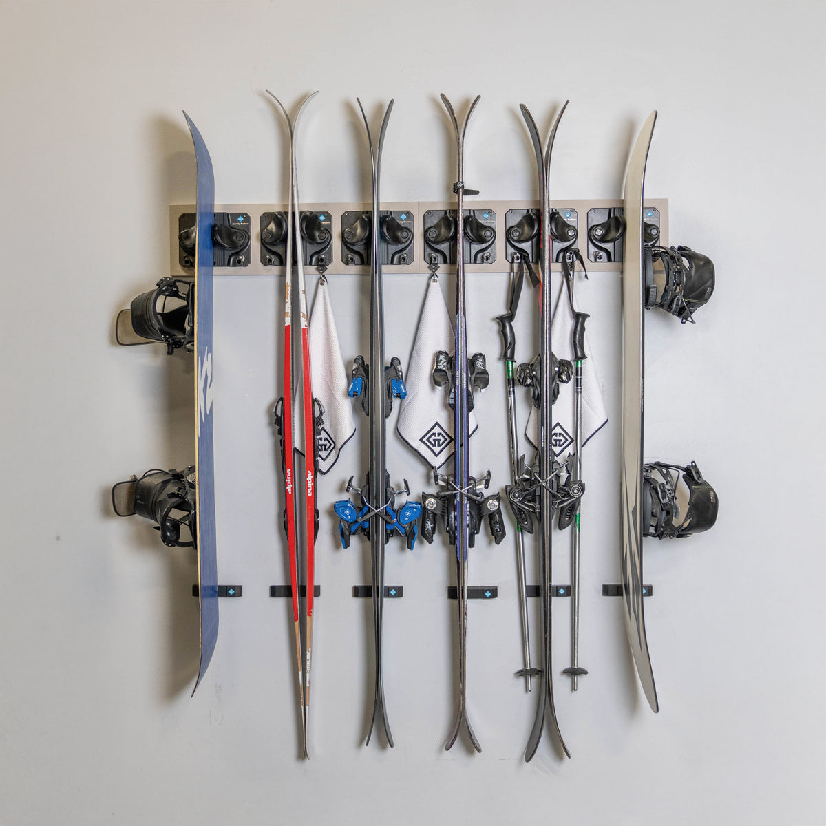 Slate Mounting Board - Gravity Grabber®