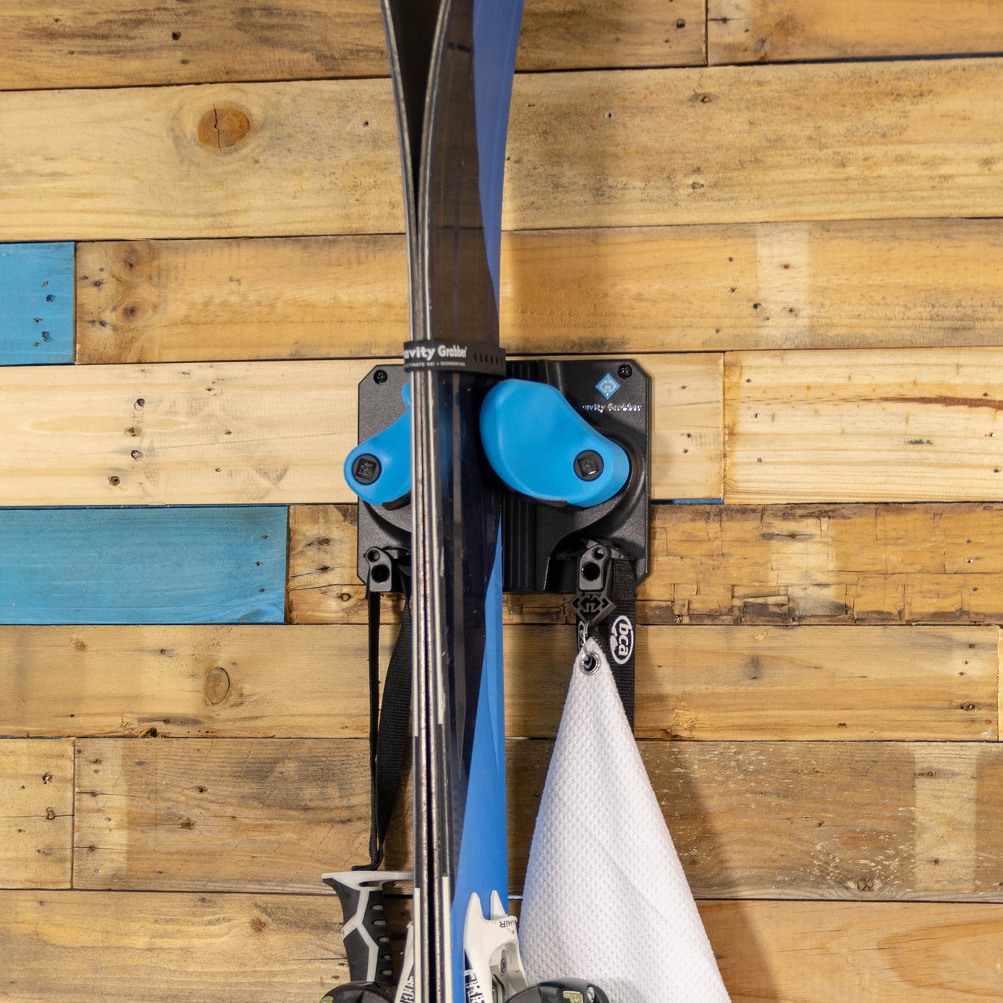 The Gravity Grabber - Cyan - Gravity Grabber®