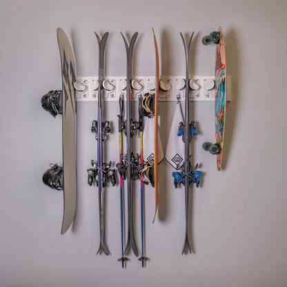White Mounting Board - Gravity Grabber®